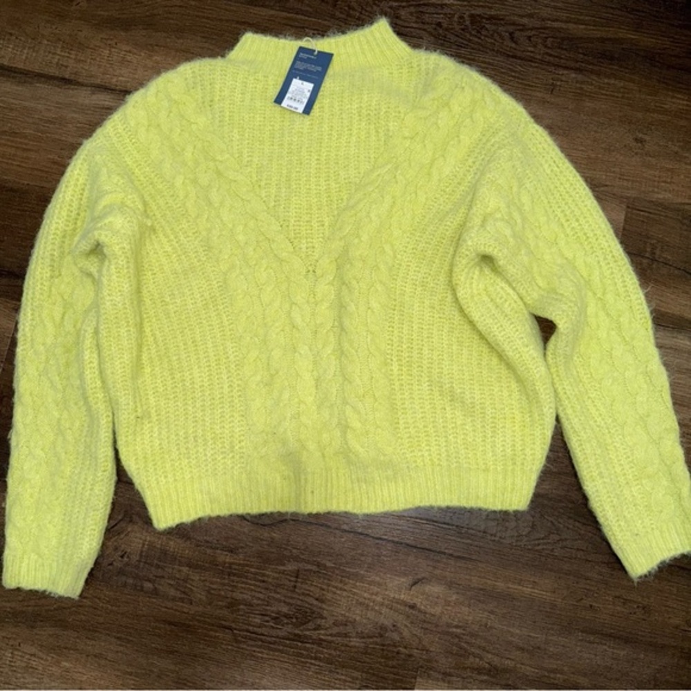 NWT Target Universal Thread Chunky Knit Lemon Lime Mock Neck Sweater